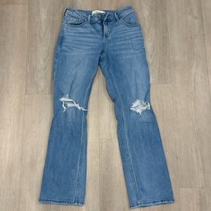 Hollister low-rise relaxed straight distressed jean 00R w24